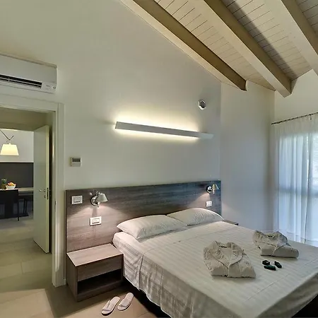 Отель La Gazzella Маранелло